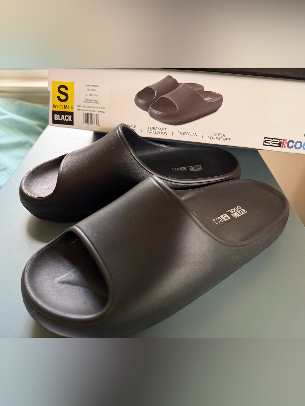 32 Degrees Black Women's Slide Sandals